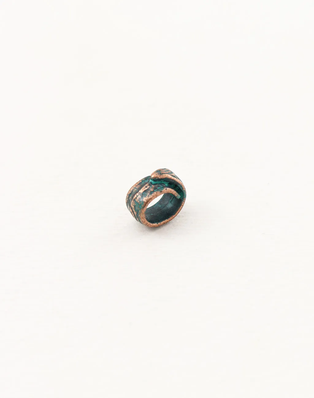 Bordered Ring, 10x9mm (1pc)