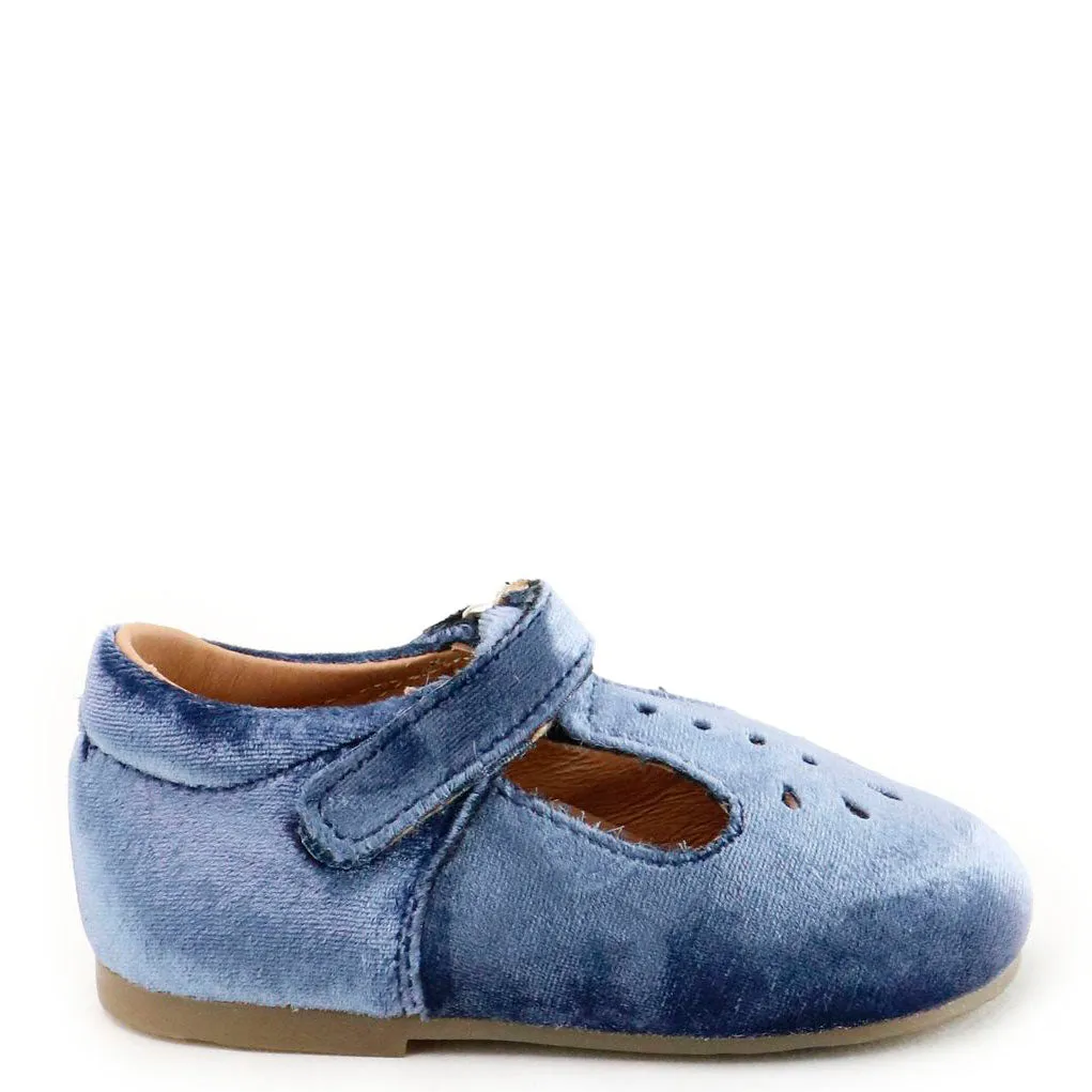 Papanatas Indigo Velvet Perforated Baby Shoe