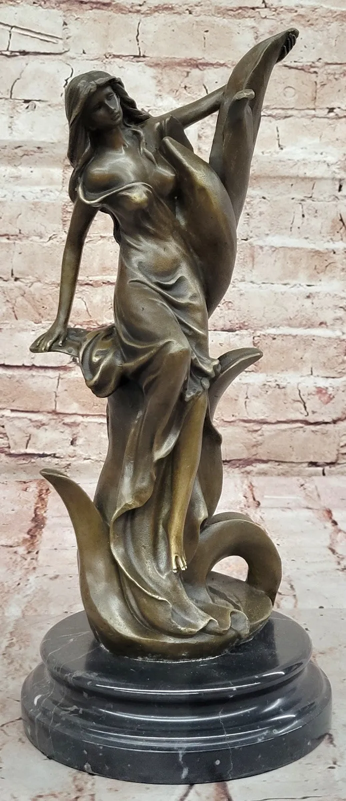 Venus Goddess Bronze Sculpture with Lily – Signed Art Nouveau Figurine, Collectible