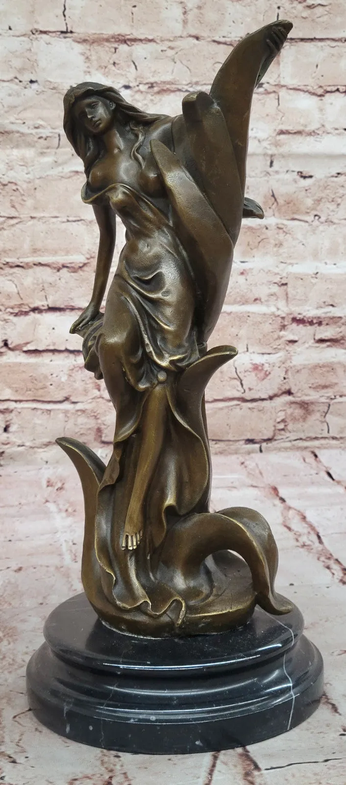 Venus Goddess Bronze Sculpture with Lily – Signed Art Nouveau Figurine, Collectible